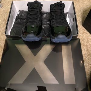 Retro Jordan 11 Cap & Gown DEADSTOCK